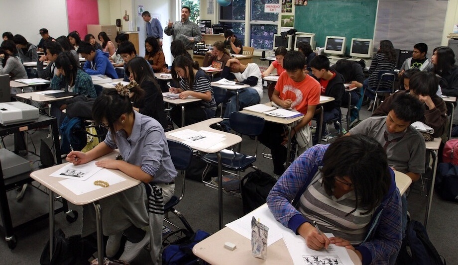 big classes in nyc school classrooms