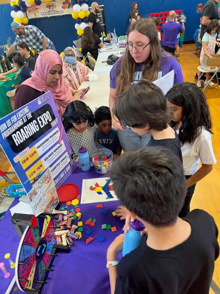 Tip Top Brain ps85 Expo with students 4